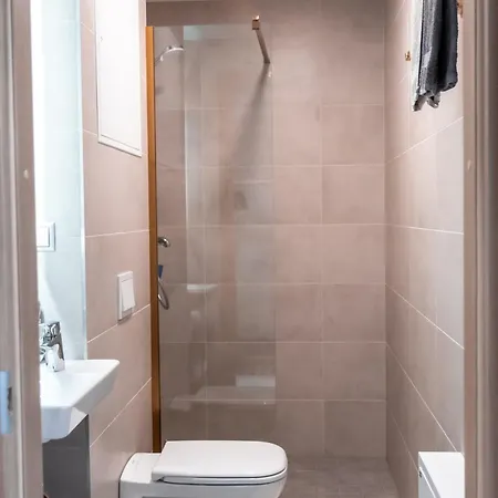 Stiilne Ja Avar Kodu Tartus, Riia 20 * Tartu