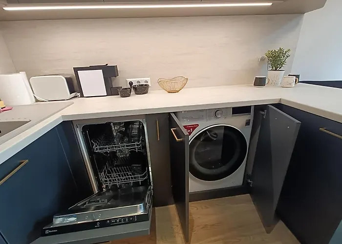 Apartament Stiilne Ja Avar Kodu Tartus, Riia 20 Tartu