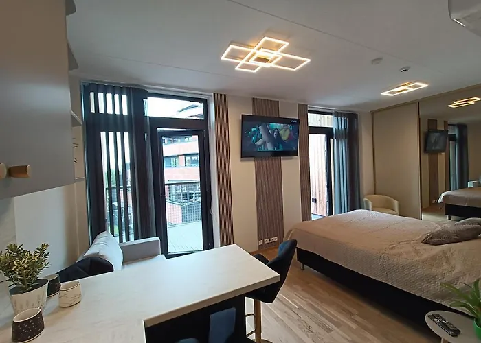 Apartament Stiilne Ja Avar Kodu Tartus, Riia 20 *