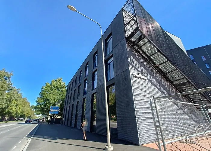 Stiilne Ja Avar Kodu Tartus, Riia 20 *